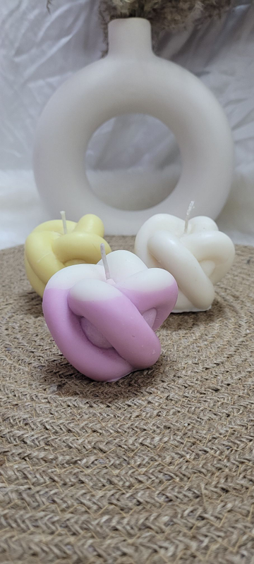 Knot Candle